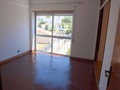 Venda Apartamento T3 Nossa Senhora do Pópulo Caldas da Rainha - cozinha equipada, vidros duplos, varanda