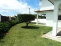 Moradia V4 Isolada Cascais para alugar - cozinha equipada, jardim, varanda, bbq, aquecimento central, terraço, piscina, vidros duplos, lareira, garagem