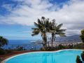 Para venda Moradia V3 São Gonçalo Funchal - garagem, vista mar, varanda, piscina, muita luz natural, sauna, bbq, jardins