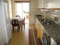 Venda Moradia V4 em zona central Lad. da Santiva Santo António dos Olivais Coimbra - varanda, sótão, lareira, terraço, aquecimento central, garagem