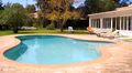 Vivenda Térrea V5 Portimão - varanda, piscina, jardins, lareira, aquecimento central