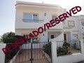 Vivenda V4 Geminada no centro Lagoa Lagoa (Algarve) para venda - lareira, terraços, zona calma, vista campo, quintal, painel solar, ar condicionado, varanda, cozinha equipada, garagem