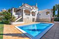 On sale House Luxury V5 Vale Formoso Covilhã - terraces, double glazing, air conditioning, garden, garage, alarm, terrace, swimming pool, fireplace
