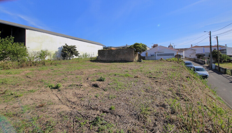 Plot of land Urban with 810sqm Santa Maria (Óbidos)