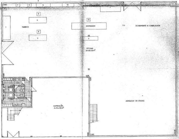 Armazém Industrial com 840m2 São Pedro (Óbidos)