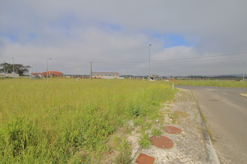 Lote com 392m2 Costa de Prata Tornada Caldas da Rainha