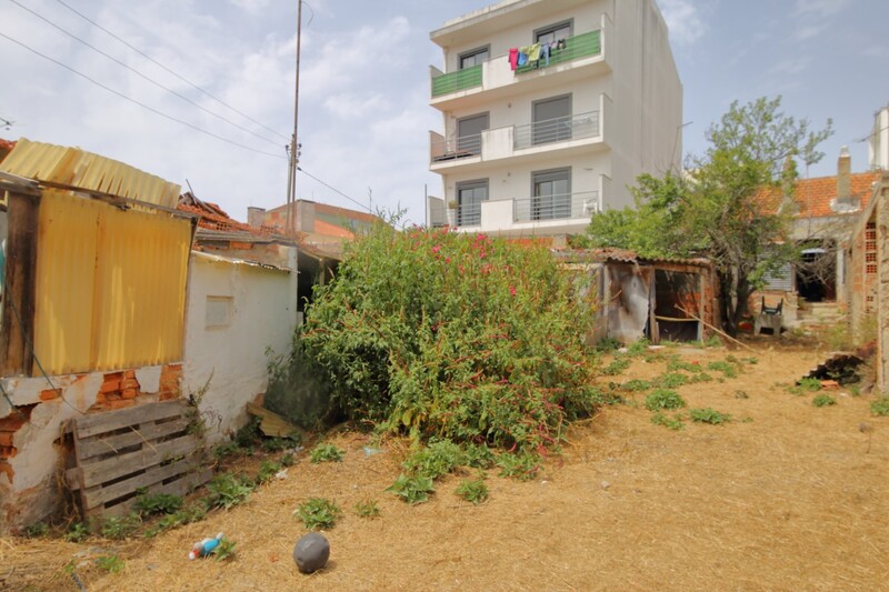 Casa V7 Térrea junto ao centro Caldas da Rainha Santo Onofre