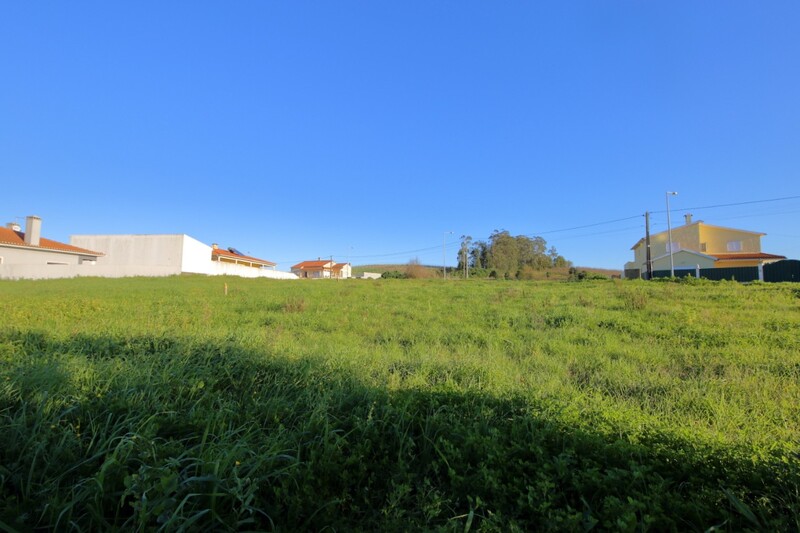Lote com 685.73m2 para venda Costa de Prata Figueiros Cadaval