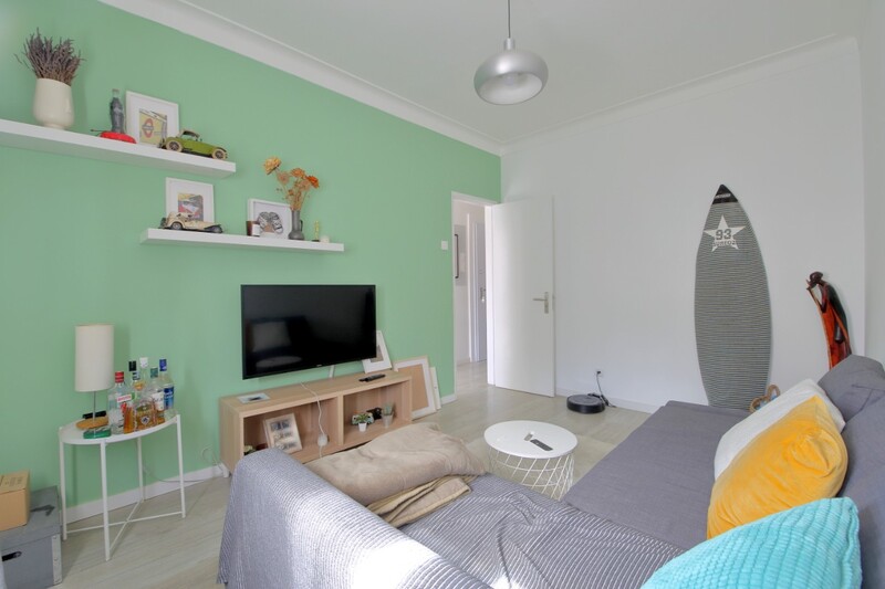 Venda Apartamento T2 Renovado junto ao centro Costa de Prata Nossa Senhora do Pópulo Caldas da Rainha - varanda