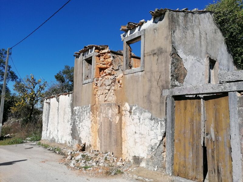 Casa Típica V2 Ansião para comprar - piscina