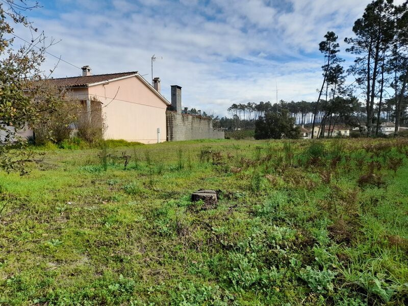Land with 1465sqm Monte Redondo Leiria - water, easy access, electricity, mains water, construction viability