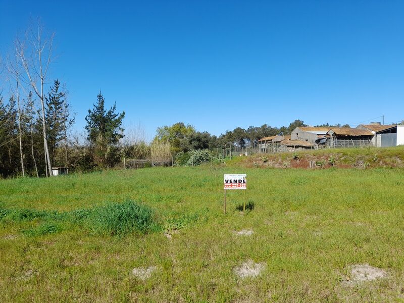 Land with 2800sqm Monte Redondo Leiria - easy access, mains water, water, electricity