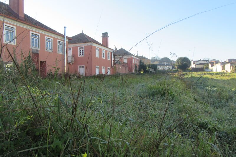 Terreno plano Monte Real Leiria - viabilidade de construção