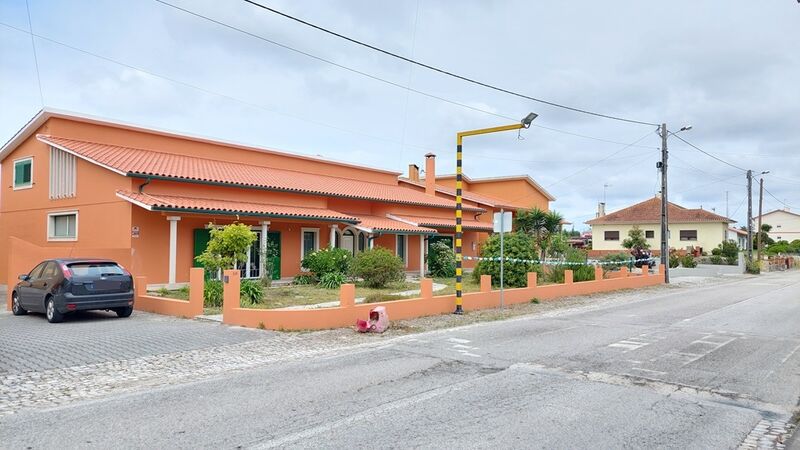 House 5 bedrooms Pombal - quiet area, fireplace, garage