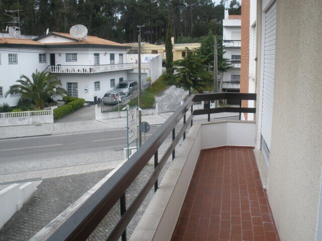 Apartamento T3 com boas áreas Leiria - vidros duplos, garagem
