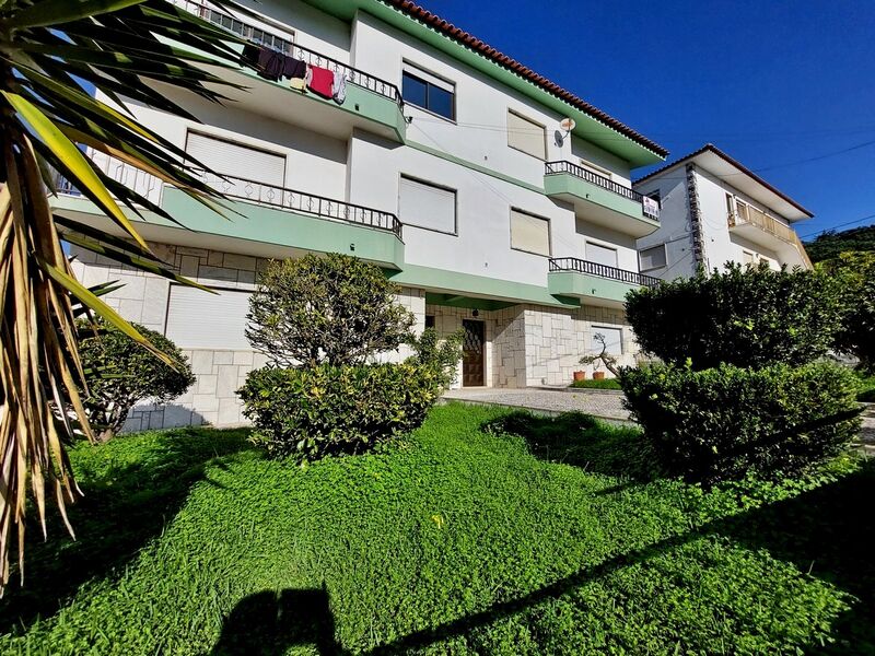 Apartment Duplex in the center 6 bedrooms Nossa Senhora do Pópulo Caldas da Rainha - garage, fireplace, balcony, marquee