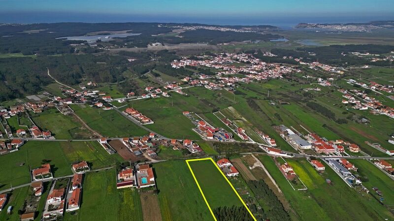 Terreno Urbano com 11224m2 Tornada Caldas da Rainha