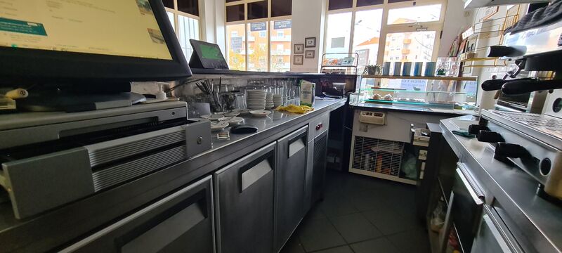 Coffee shop in good condition Forca Aveiro - kitchen, wc