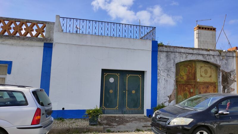 Casa V3 Centro Cabrela Montemor-o-Novo - garagem, arrecadação, quintal