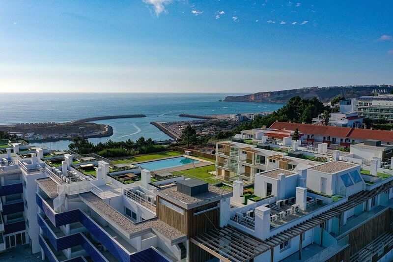 Apartment T2 Duplex Nazaré - thermal insulation, swimming pool, kitchen, store room, air conditioning, garden, double glazing, terrace