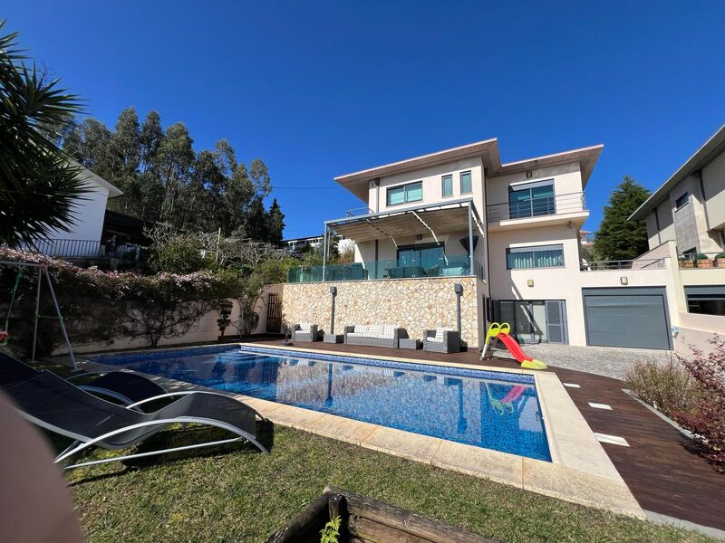 House V5 Coimbra - swimming pool, garden, garage, equipped, balconies, balcony, central heating, alarm