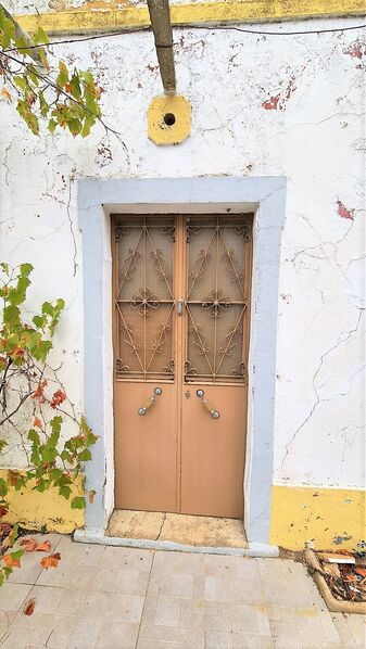 House Single storey to recover 5 bedrooms Santa Bárbara de Nexe Faro