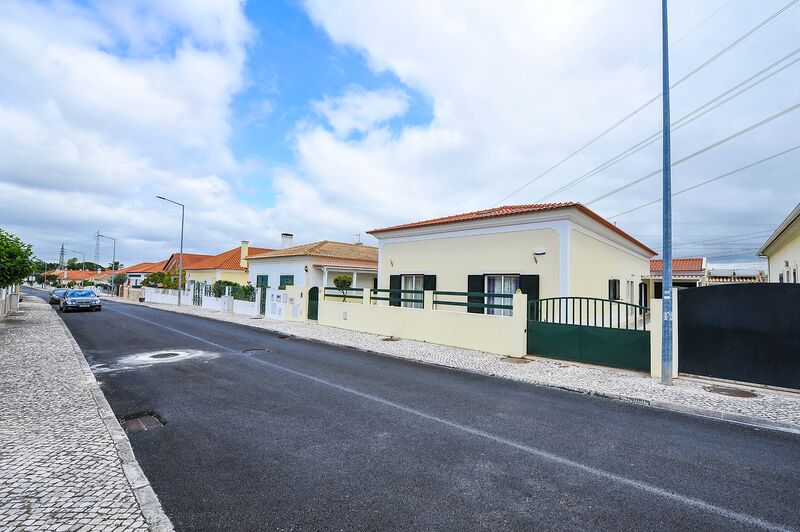 House V4 São Sebastião Setúbal - barbecue, garage, swimming pool