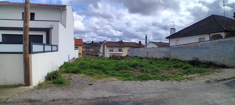 Terreno para construção Bragança - água, bons acessos, electricidade