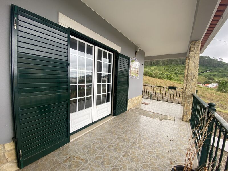 House V3 Vila Verde dos Francos Alenquer - balcony, barbecue, garage, fireplace, plenty of natural light, furnished, attic