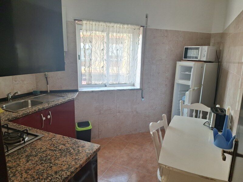 Apartment 2 bedrooms Caldas da Rainha - great location, floating floor, double glazing, marquee, thermal insulation