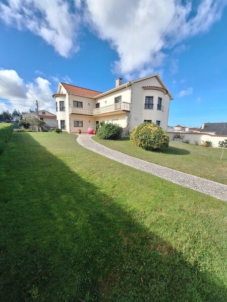 House 5 bedrooms Isolated Caldas da Rainha - fireplace, garden, barbecue, garage