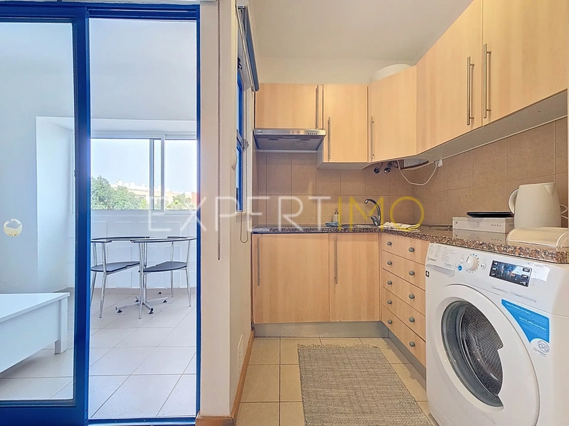Apartment 1 bedrooms Portimão - playground, balcony, lots of natural light, gated community, parking lot