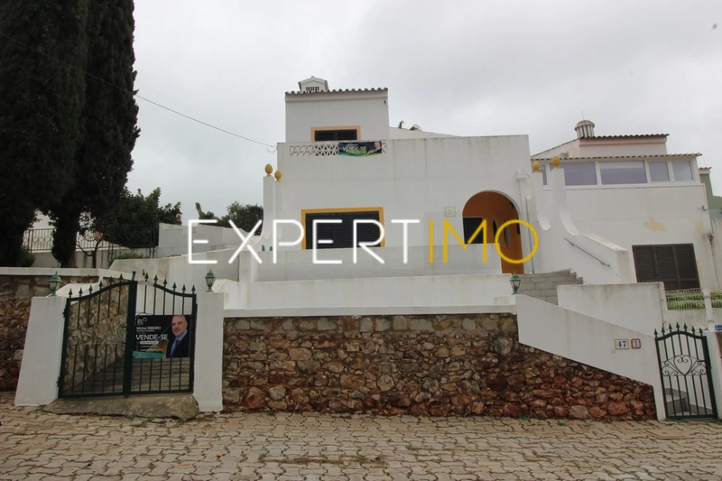 House Modern 3 bedrooms São Clemente Loulé - terraces, fireplace, air conditioning, swimming pool, barbecue, quiet area, mountain view