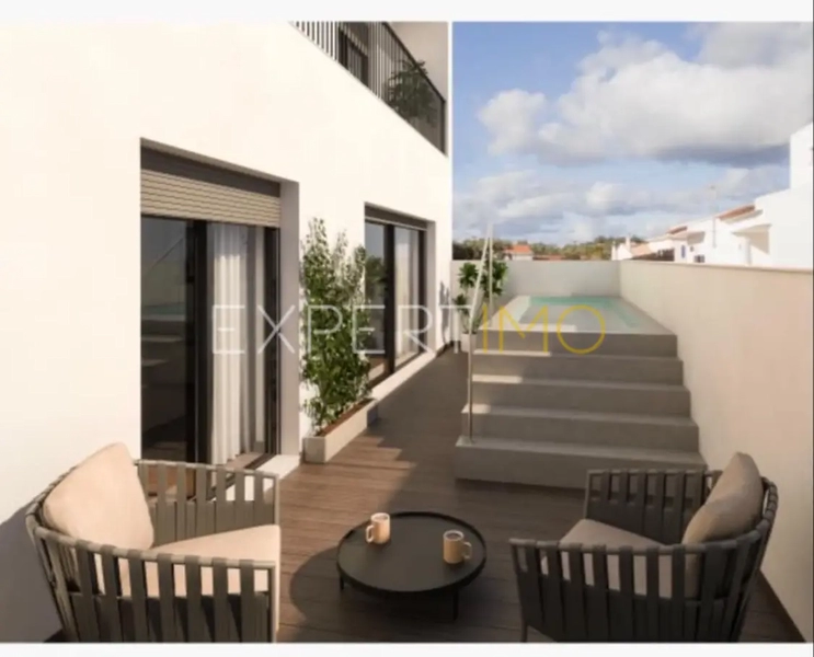Casa V4 Portimão - piscina, equipado, videovigilancia, garaje, puerta automática, terraza, doble acristalamiento