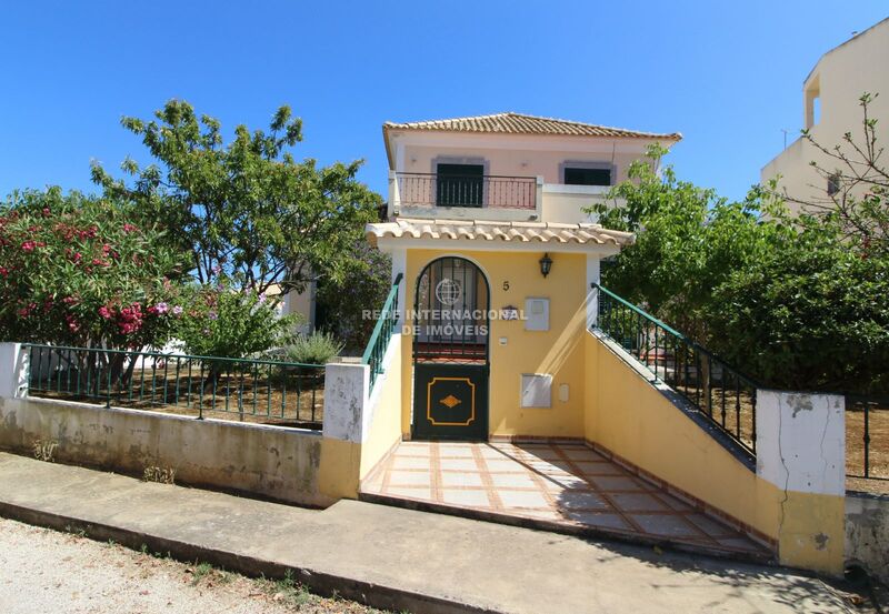 House V3 Tavira - barbecue, garden, swimming pool, terrace, tiled stove, garage