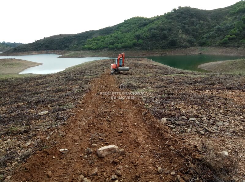 Land new with 7880sqm Corte do Gago Azinhal Castro Marim - water