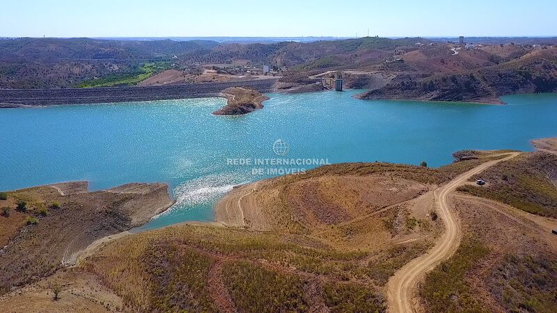 Land nouvel with 7640sqm Alcarias Grandes Azinhal Castro Marim - water, great location, easy access