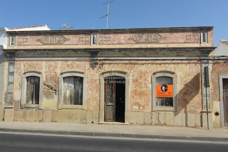 House V3 to recover Tavira - garden, store room, backyard, terrace