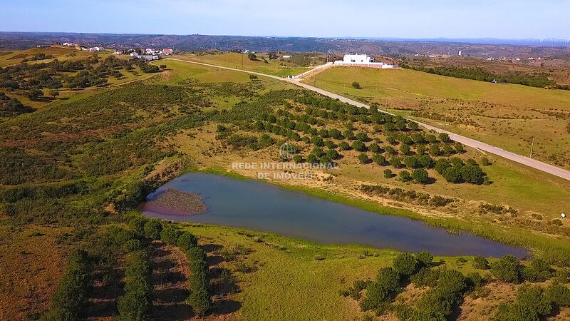 Terreno novo com 53520m2 Campeiros Castro Marim - excelente localização, água, electricidade, bons acessos