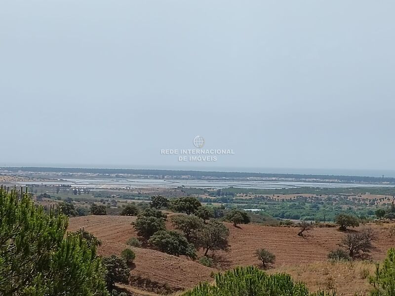 Land neue with 35600sqm Monte dos Matos Castro Marim - great location, electricity, easy access