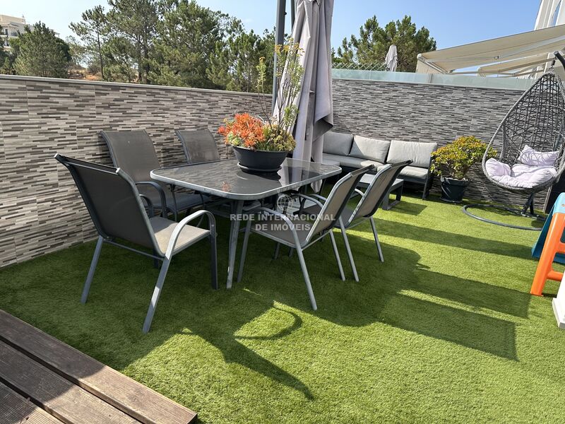 Moradia V3+1 de luxo Pechão Olhão - vidros duplos, painéis solares, ar condicionado, alarme, vista mar, bbq, piscina, arrecadação, terraço, garagem