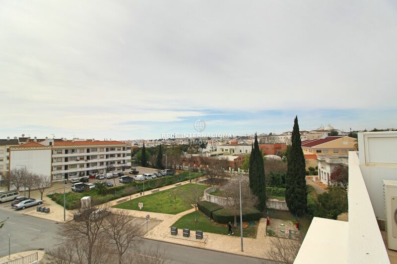 Apartment T2 in the center Tavira - equipped, parking space, balcony, terrace, air conditioning, garage