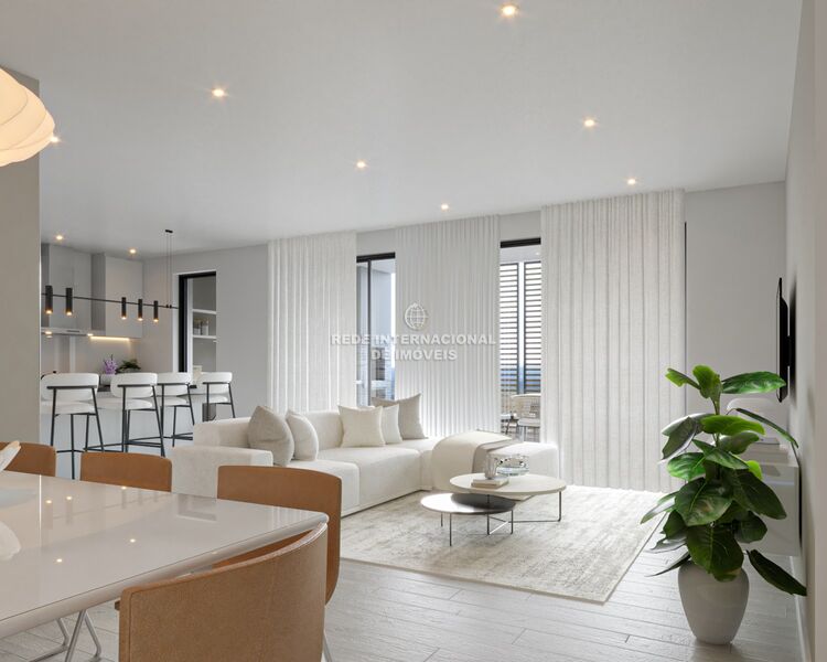 Apartamento Moderno T2 Avenida Calouste Gulbenkian Faro - excelente localização, terraço, piscina, ar condicionado, varanda