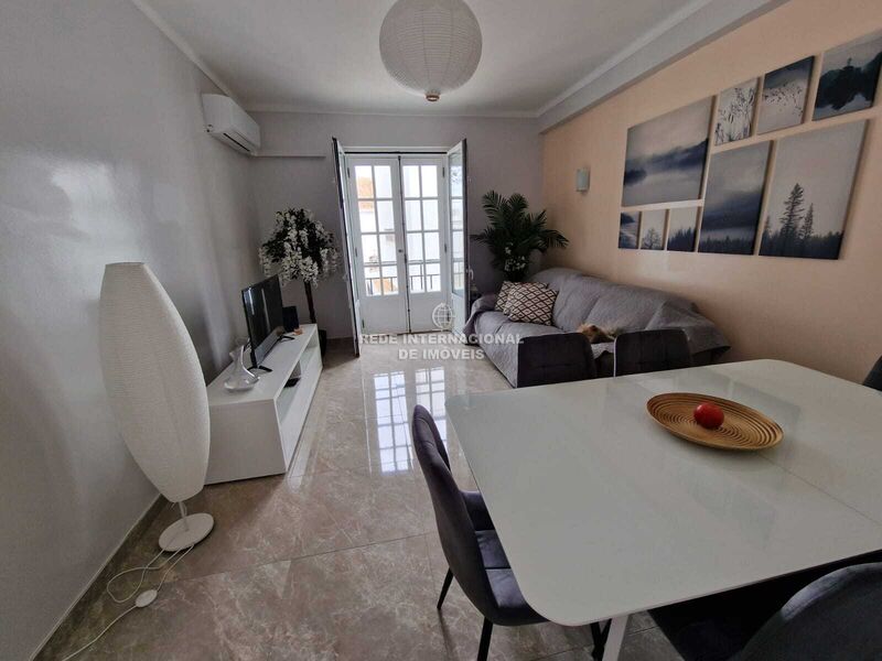 Apartment T3 in the center Tavira - furnished, 1st floor, equipped, balcony