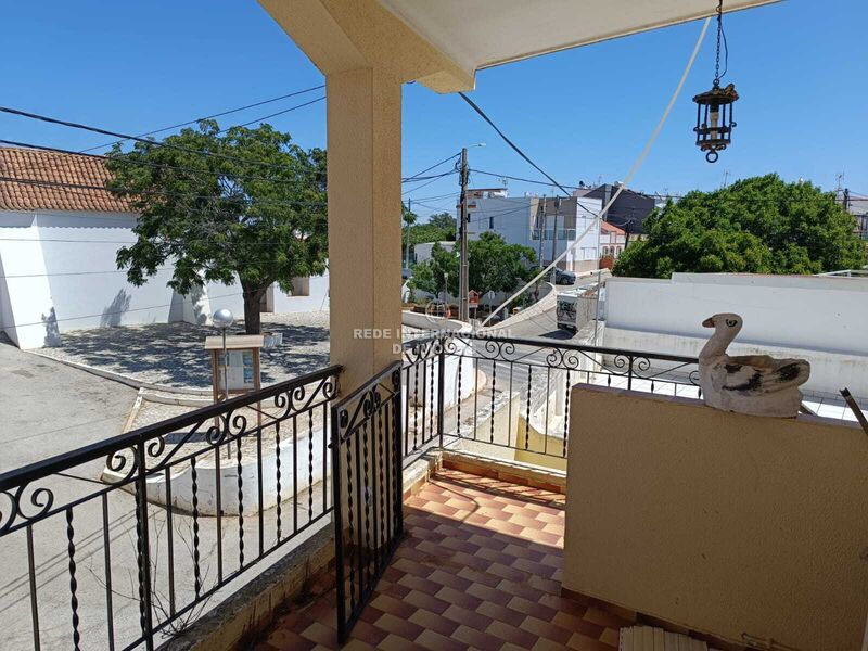 Moradia V5 no centro São Bartolomeu Castro Marim - excelente localização, terraço