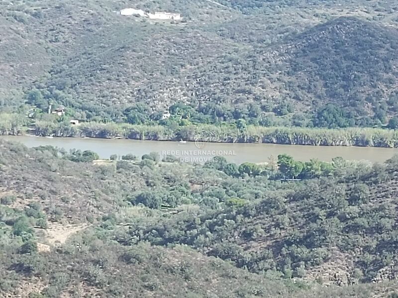 Terreno novo com 59280m2 Torneiro Alcoutim - água