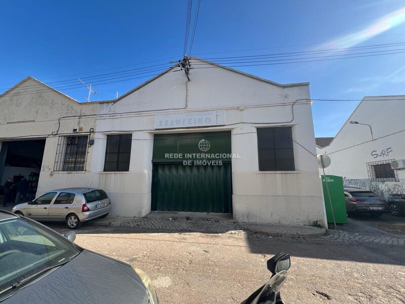 Warehouse Spacious with 68.75sqm Vila Real de Santo António - parking lot, easy access