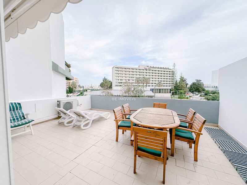 Apartamento T2 de luxo Vilamoura Quarteira Loulé - garagem, mobilado, piscina, ar condicionado, varanda, terraço