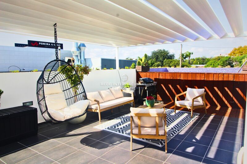 Apartamento T3 Tavira - varanda, condomínio privado, terraço, piscina, ar condicionado, cozinha equipada, vidros duplos