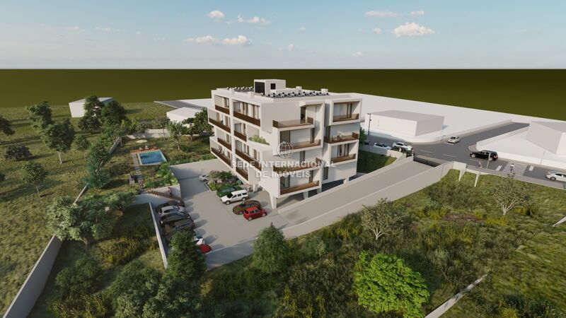 Apartamento T2 Moderno em construção Montenegro Faro - jardim, condomínio privado, cozinha equipada, garagem, isolamento térmico, vidros duplos, painéis solares, ar condicionado, piscina, aquecimento central, varanda